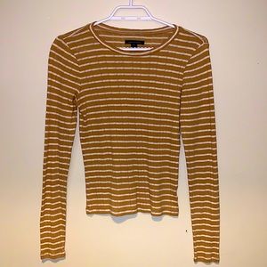 Long sleeve cropped shirt